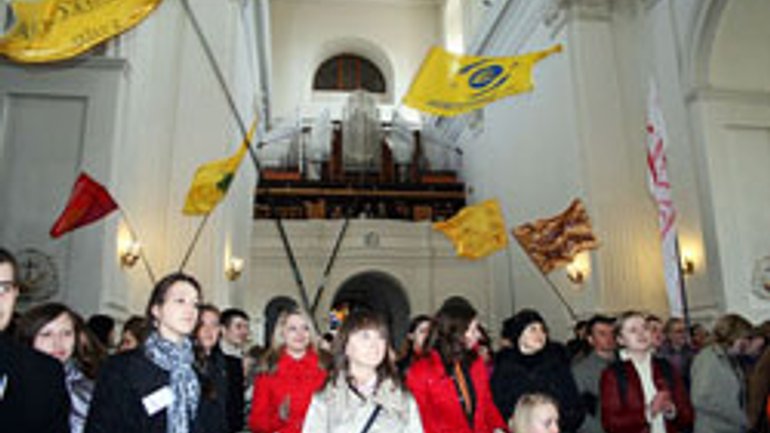 ХVIII диецезиальный День католической молодежи в Житомире стал своеобразными началом всемирного Дня Молодежи - фото 1