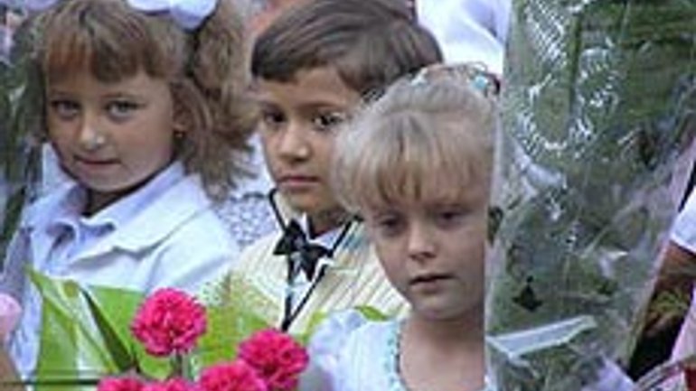 Украинцы готовы к религии в школах, – результаты исследования R&B Group - фото 1