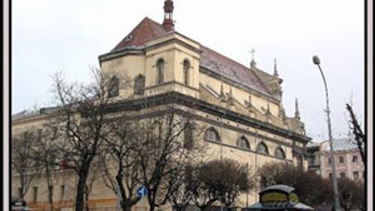 Приміщення Костелу єзуїтів у Львові передали в оренду Центру військового капеланства УГКЦ - фото 1