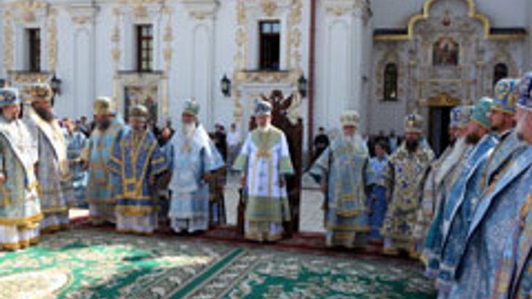 Metropolitan Volodymyr Marks 44th Anniversary of His Episcopal Consecration - фото 1
