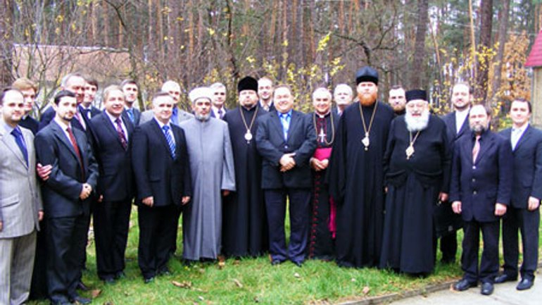Heads of Confessions of Ukraine Call Authorities to Constructive Dialogue - фото 1