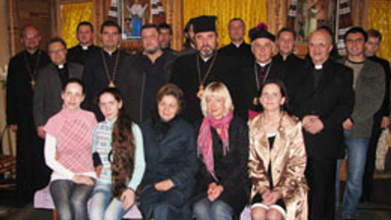 Суспільні дні УГКЦ в Одесі зібрали віруючих різних Церков у спільній молитві за людей з вадами слуху - фото 1