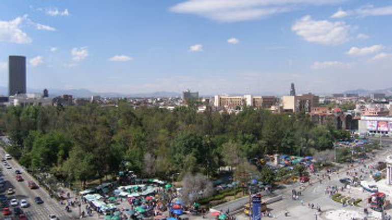 Более пяти миллионов паломников прибыли в Мехико - фото 1