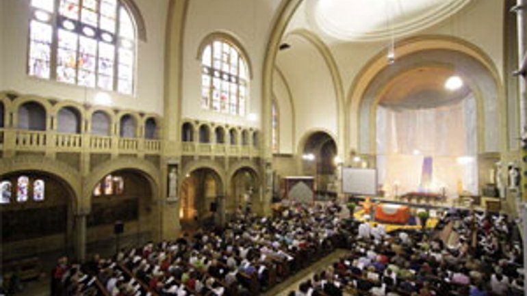 30 000 молодих людей очікується в Роттердамі на п'ять днів спілкування і молитви - фото 1