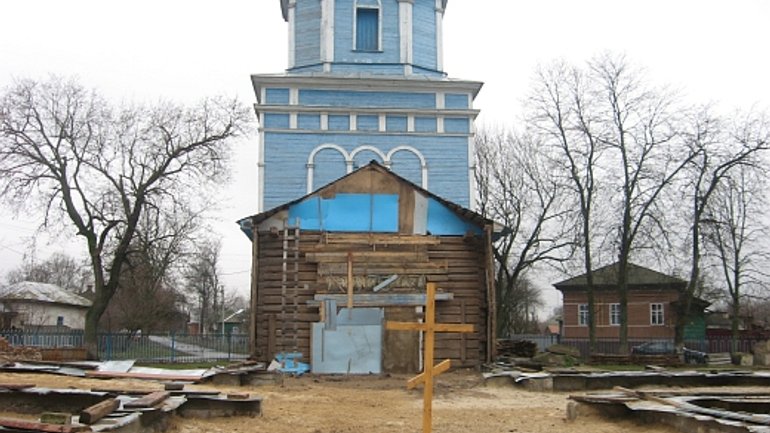 На Чернігівщині церковна громада знищила дерев'яну церкву 1847 року побудови - фото 1