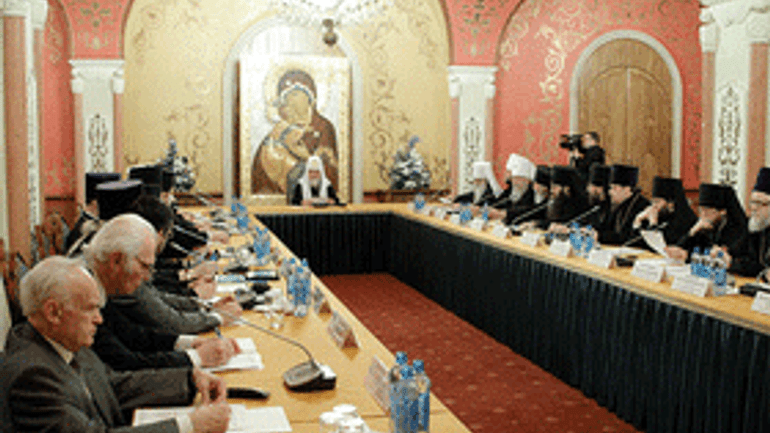 Делегація Української Православної Церкви бере участь у третьому засіданні Міжсоборної присутності РПЦ - фото 1