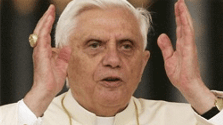 Бенедикт XVI назвал голод и бедность в мире результатом эгоизма - фото 1