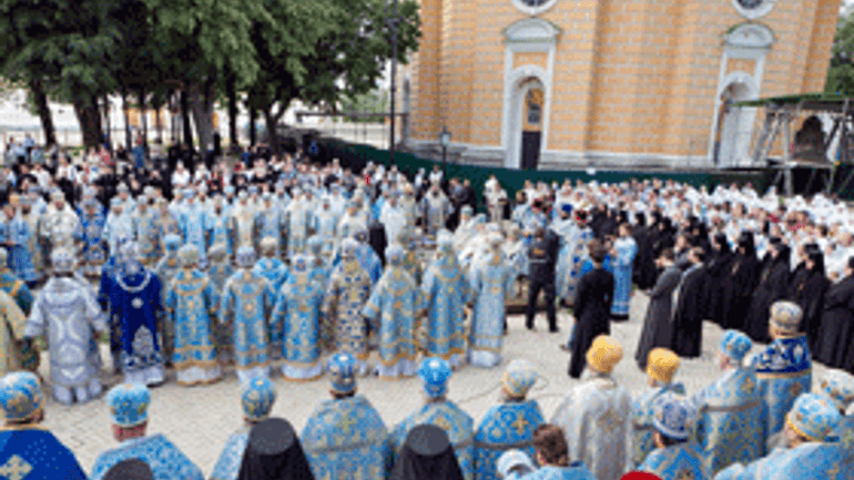 УПЦ отметила 45-летие архиерейской хиротонии ее главы и получила новых митрополитов и архиепископов - фото 1