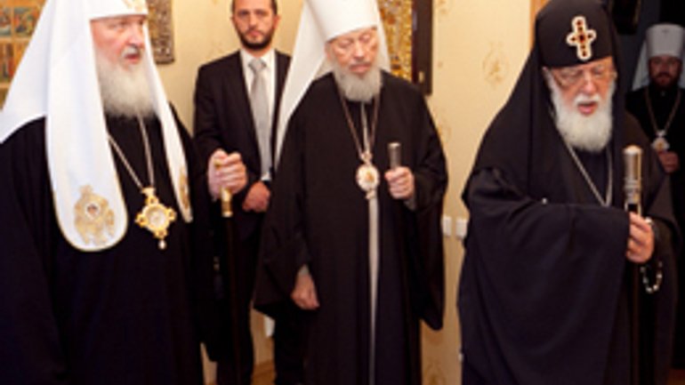 Патриарх Кирилл и Патриарх-Католикос Илия II обсудили взаимоотношения между двумя Церквами, особенно в свете отношений между Россией и Грузией - фото 1