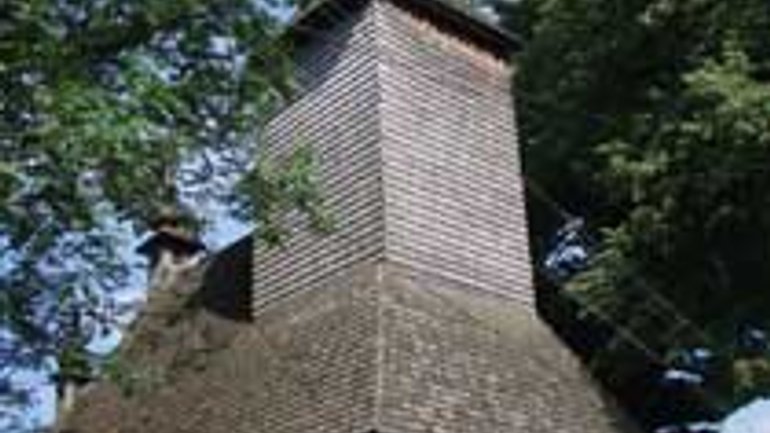 Unique Wooden Church In Transcarpathian Region Surrounded By Unauthorized Construction - фото 1