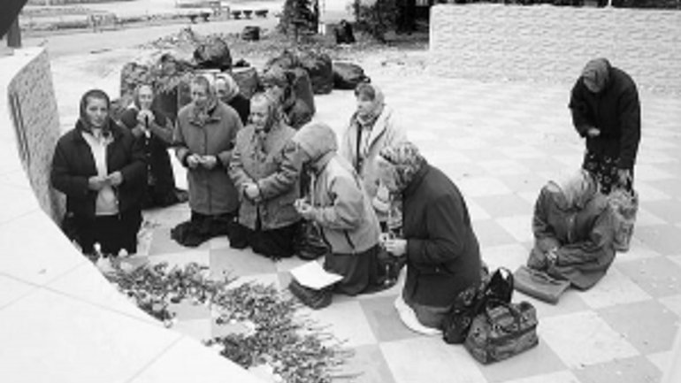 "Ходять з пальцями повикручуваними. І такі щасливі" - фото 1