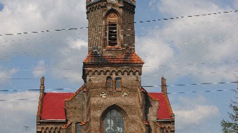 Бориславська церква, де зібралися півтисячі святих - фото 1