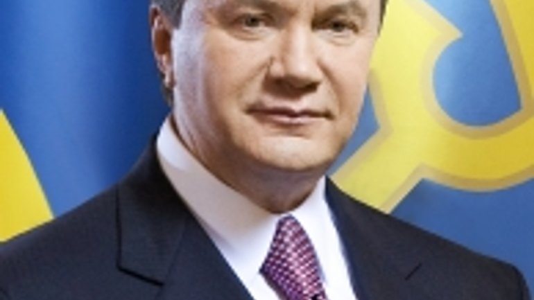 В. Янукович приветствует мусульман Украины - фото 1