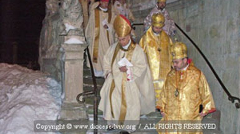 Католические епископы Украины обоих обрядов провели во Львове совместную встречу - фото 1