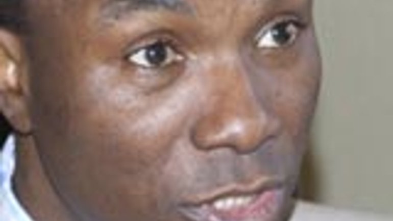 Пастора «Посольства Божьего» Сандея Аделаджу обвиняют в пяти смертях - фото 1