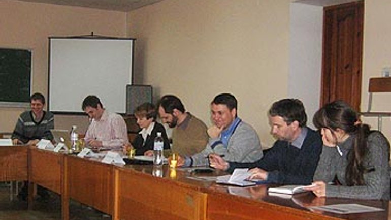 Чи можна поєднати політику і християнські цінності в Україні — дискусія за круглим столом - фото 1