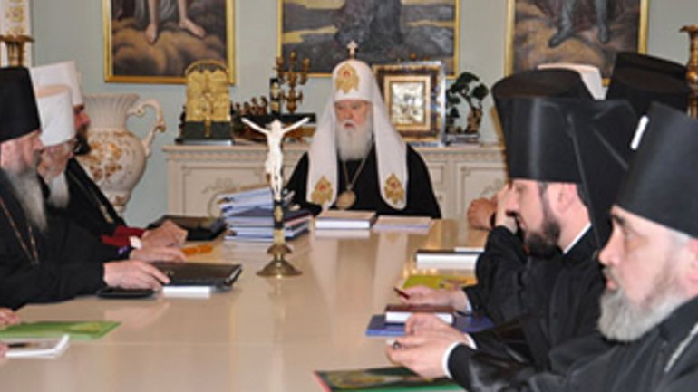 Синод УПЦ КП зняв з єпископа Дніпропетровського і Криворізького Симеона дисциплінарне покарання - фото 1
