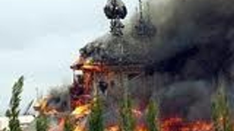 New church of UOC-Kyivan Patriarchate set on fire in Sumy region - фото 1