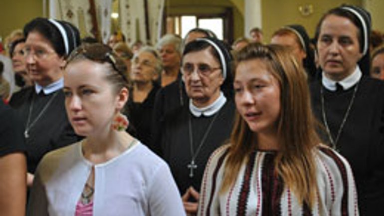 Сестри-катехитки св. Анни УГКЦ святкують подвійний ювілей - фото 1