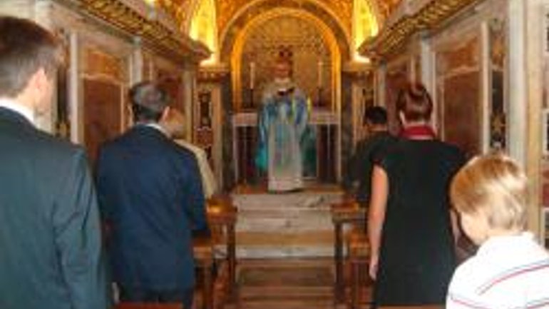 У базиліці Святого Петра у Ватикані відбувся молебень за Україну - фото 1