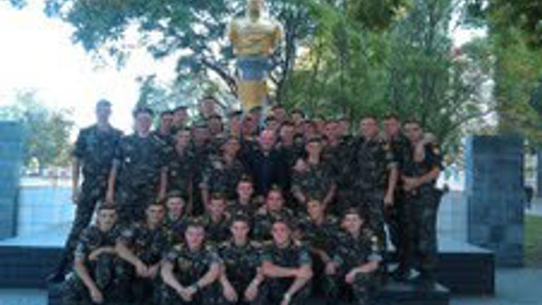 Військові капелани УПЦ (МП) та УГКЦ виступили перед курсантами одеської Академії - фото 1