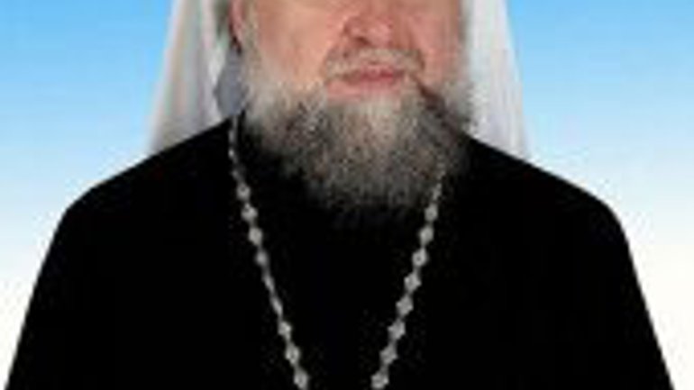Superior of Pochayiv Monastery Asks President Not to Sign Bill on Electronic Passports - фото 1