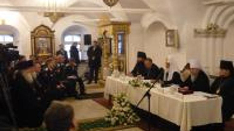 Патриарх Кирилл принял делегацию казачьих атаманов Украины - фото 1