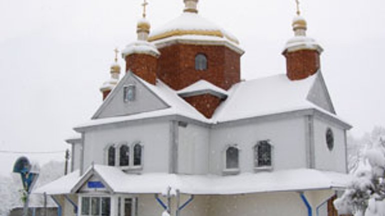 У селі Старий Лисець подали приклад, як рятувати дерев’яні столітні церкви - фото 1