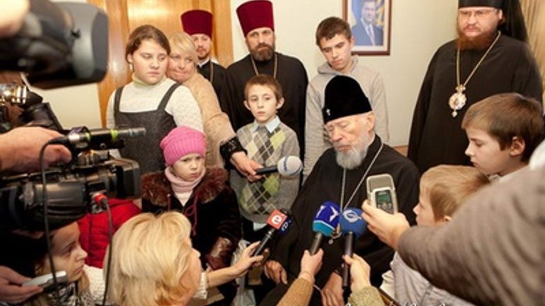 Украинская Православная Церковь создает собственный телевизионный канал - фото 1
