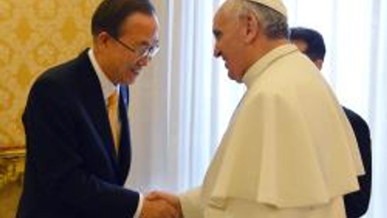 Папа Франциск та Генсекретар ООН Пан Гі Мун обговорили конфлікти у світі та ситуацію з торгівлею людьми - фото 1