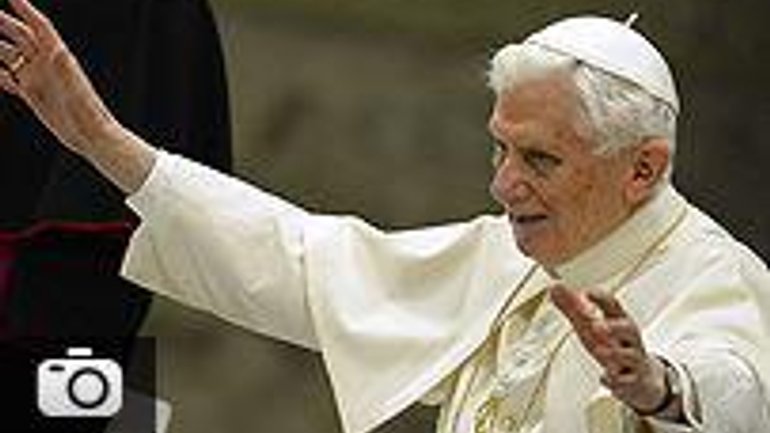 Папа Бенедикт розповів, що рішення піти у відставку було "волею Божою" - фото 1