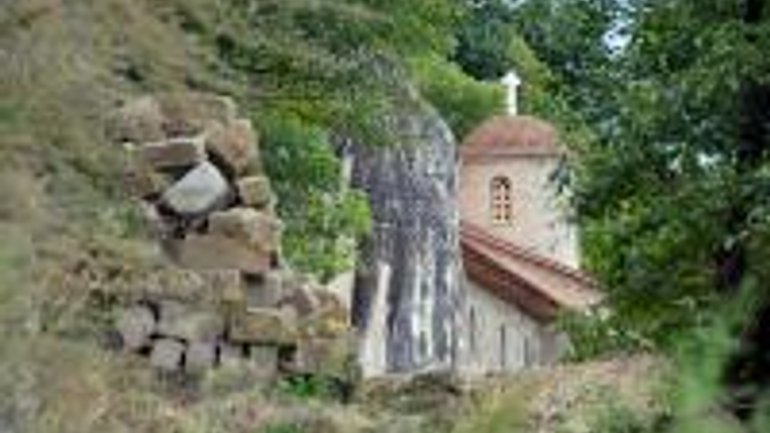 Скельний чоловічий монастир УПЦ (МП) на Вінничині відзначає 1000-річчя - фото 1