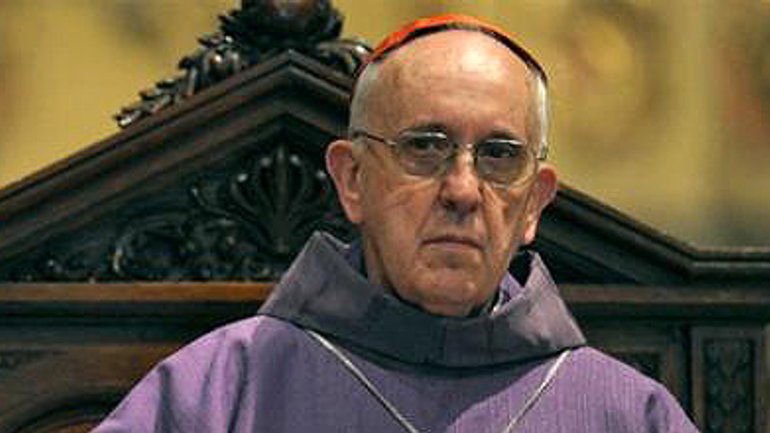 Папа Римський закликав священиків активно вивчати цифрові технології - фото 1