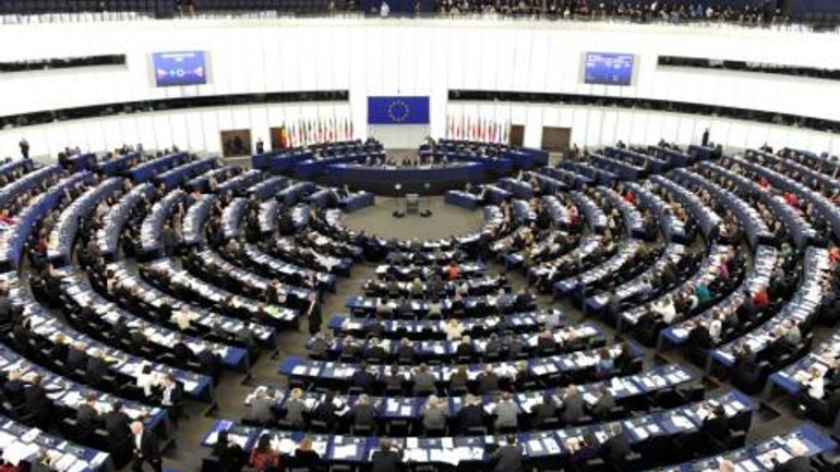 Європейський парламент відмовився надати «праву на аборт» статус права людини - фото 1