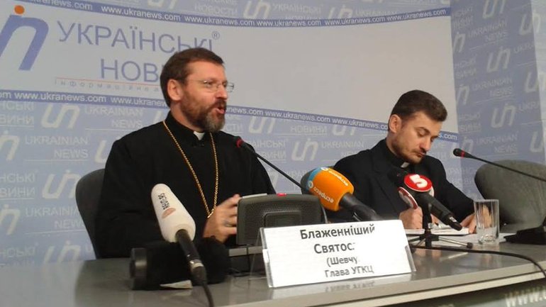 Ministry of Culture threatened to terminate the registration of the UGCC because of the priests' presence on Euromaidan - фото 1