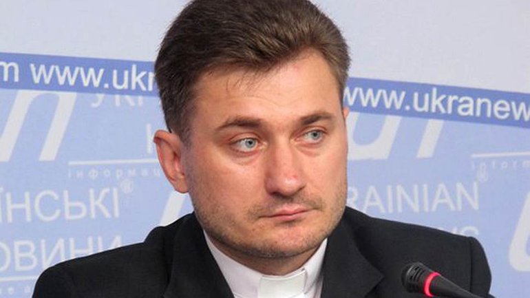 Протоиерей Игорь Яцив: священники — миротворческий контингент Майдана - фото 1