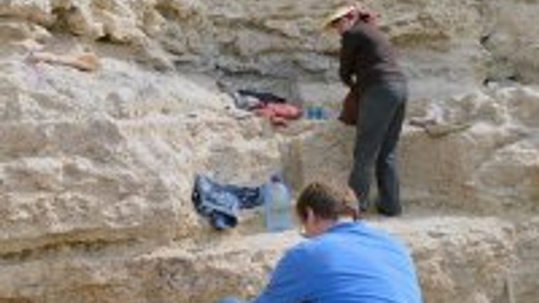 У Криму обстріляли археологів та семінаристів УПЦ (МП) , які здійснювали розкопки доіконоборчого храму - фото 1