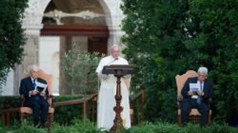 Молитвенная встреча Шимона Переса и Махмуда Аббаса в Ватикане - фото 1