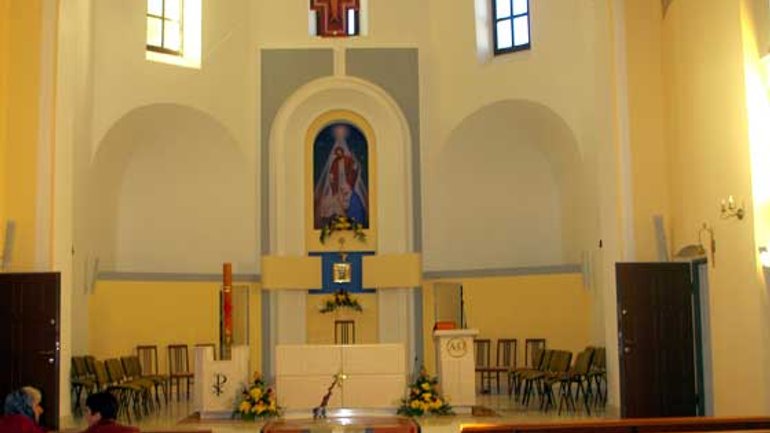 Catholic Church in Dnipropetrovsk Consecrated After Returning to Roman Catholics - фото 1