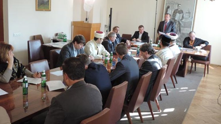 Курс на майбутнє. Круглий стіл щодо проблем та майбутнього ісламу в Україні - фото 1
