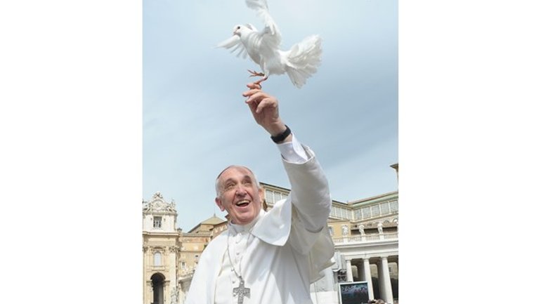Папа Франциск у Посланні з нагоди 48-го Всесвітнього дня миру закликав світ поважати людську гідність - фото 1