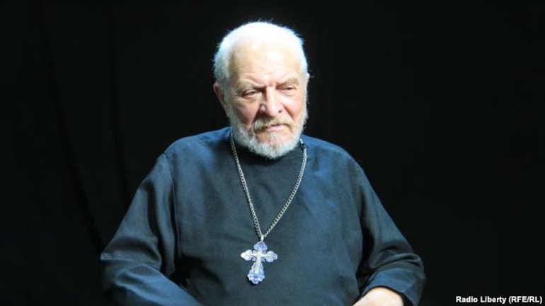 В Москве скончался священник и диссидент Глеб Якунин - фото 1