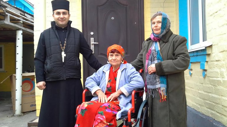 БФ «Карітас-Київ» інвалідам та людям літнього віку надав засоби реабілітації - фото 1