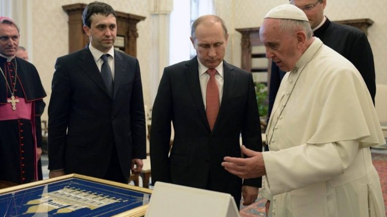 Встреча Папы с Путиным – это повод обратиться к его совести с призывом о мире, – архиепископ Мечислав Мокшицкий - фото 1