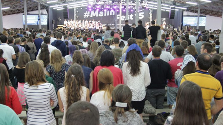 Evangelical Christians organized the 8-day chain of prayer for peace in Ukraine - фото 1