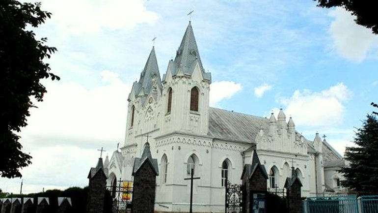 Римо-католицькій громаді  передали храм святої Анни у м. Барі - фото 1