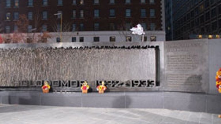 Holodomor Memorial unveiled near US Congress - фото 1