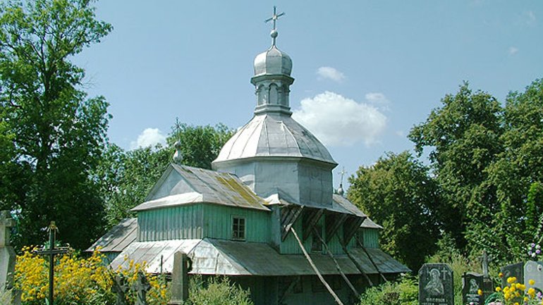 Громада на Тернопільщині відроджує старовинну дерев'яну церкву - фото 1