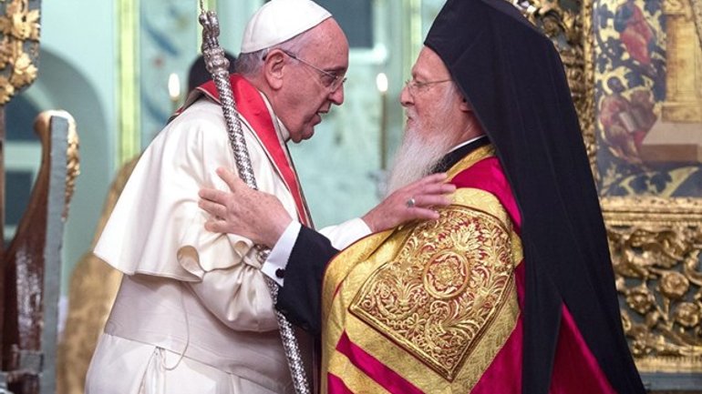 Pope sends message to Patriarch Bartholomew for Feast of St. Andrew - фото 1