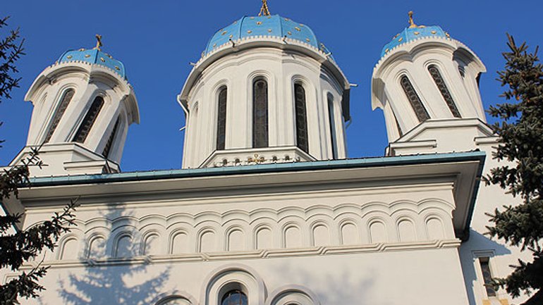 У Чернівцях – найоригінальніша Миколаївська церква в Україні - фото 1